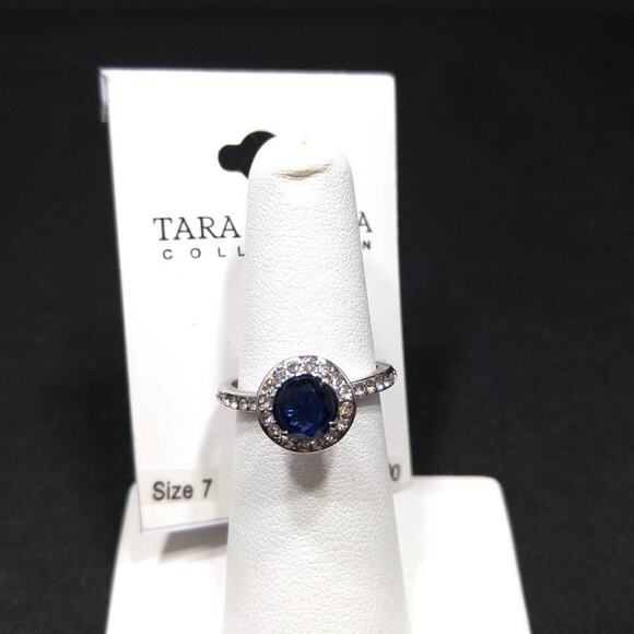 Tara Vanessa Blue Crystal Ring, Size 7, Blue Rhinestone, NWT - Picture 3 of 6
